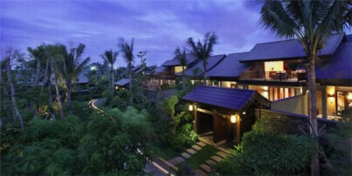 加盟欢饮奶茶会亏本吗，奶茶加盟费用哪家性价比高